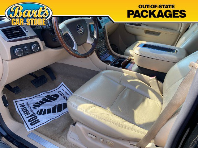 Used 2012 Cadillac Escalade 4WD Hybrid image 30