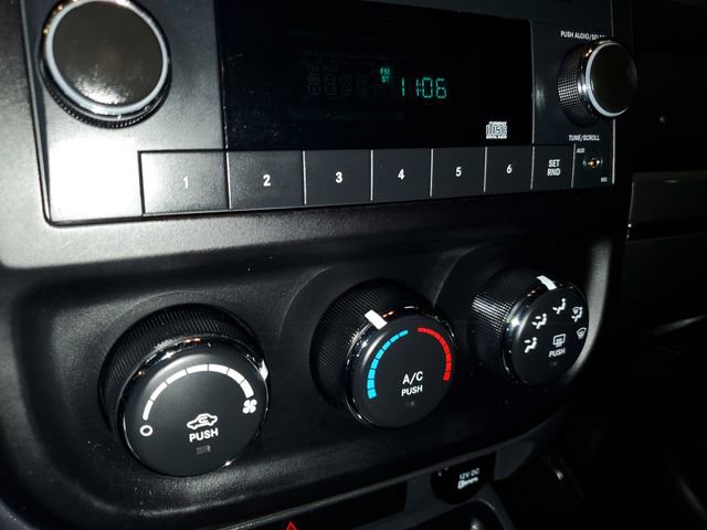 Used 2015 Jeep Patriot Sport w/ Power Value Group image 19