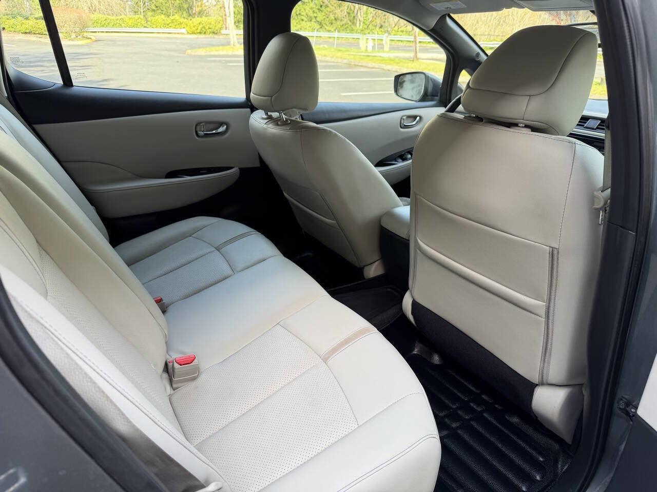 Used 2018 Nissan Leaf SL w/ SL Technology Package image 28