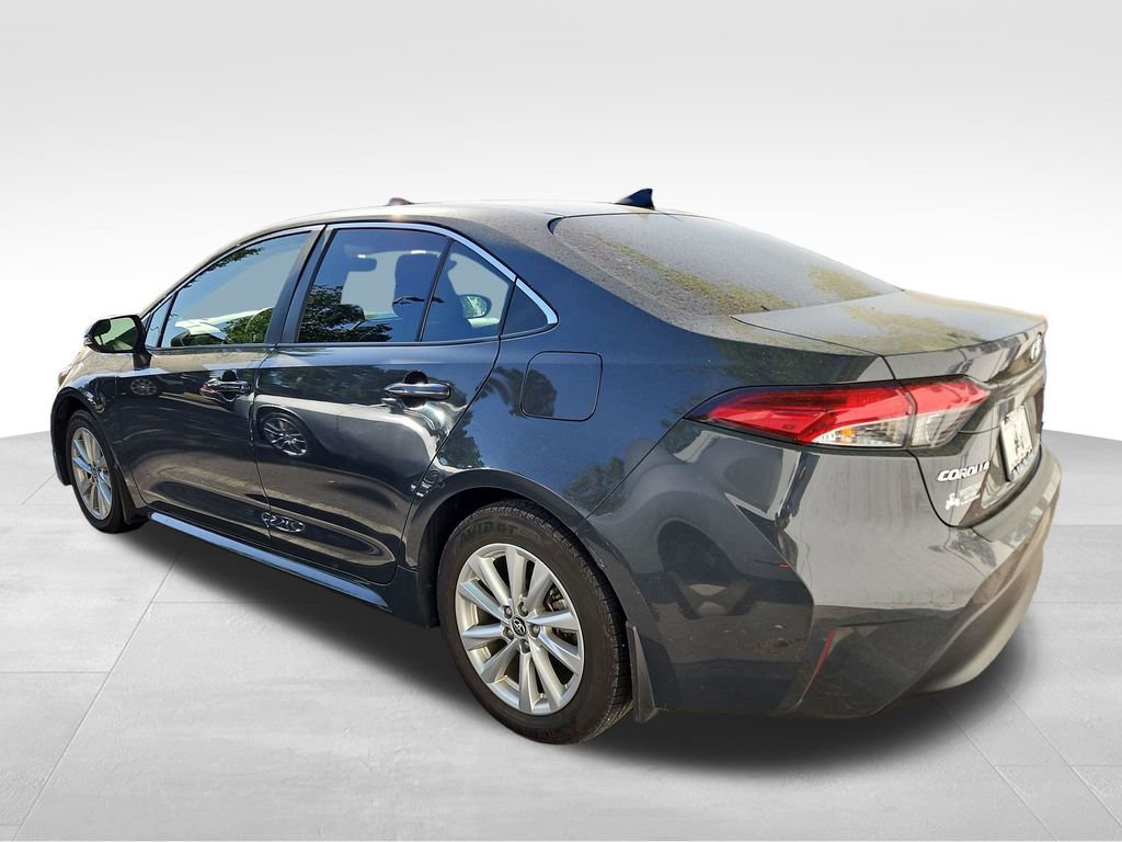 Used 2024 Toyota Corolla XLE image 4