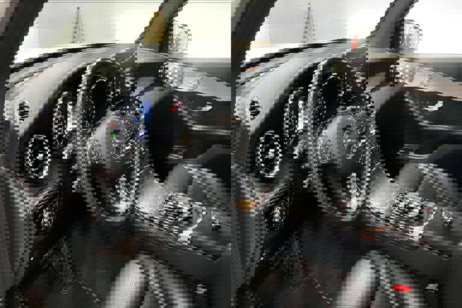 Used 2019 Mercedes-Benz GLC 300 4MATIC image 16