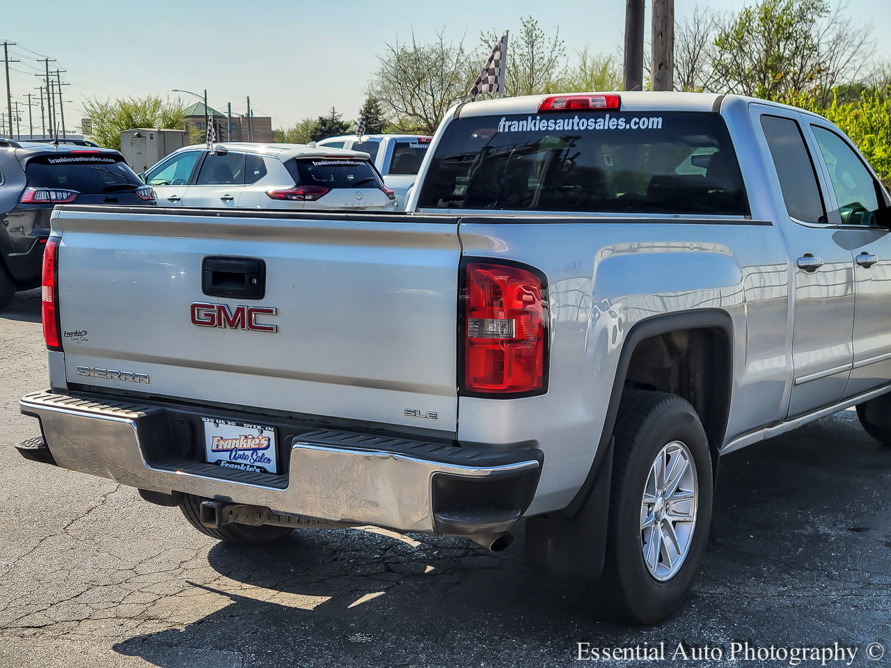 Used 2015 GMC Sierra 1500 SLE w/ SLE Value Package RWD image 5