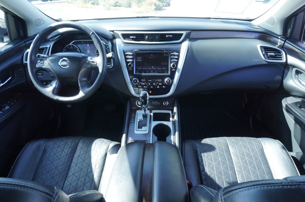 Certified 2019 Nissan Murano Platinum w/ Cargo Package AWD/4WD image 11