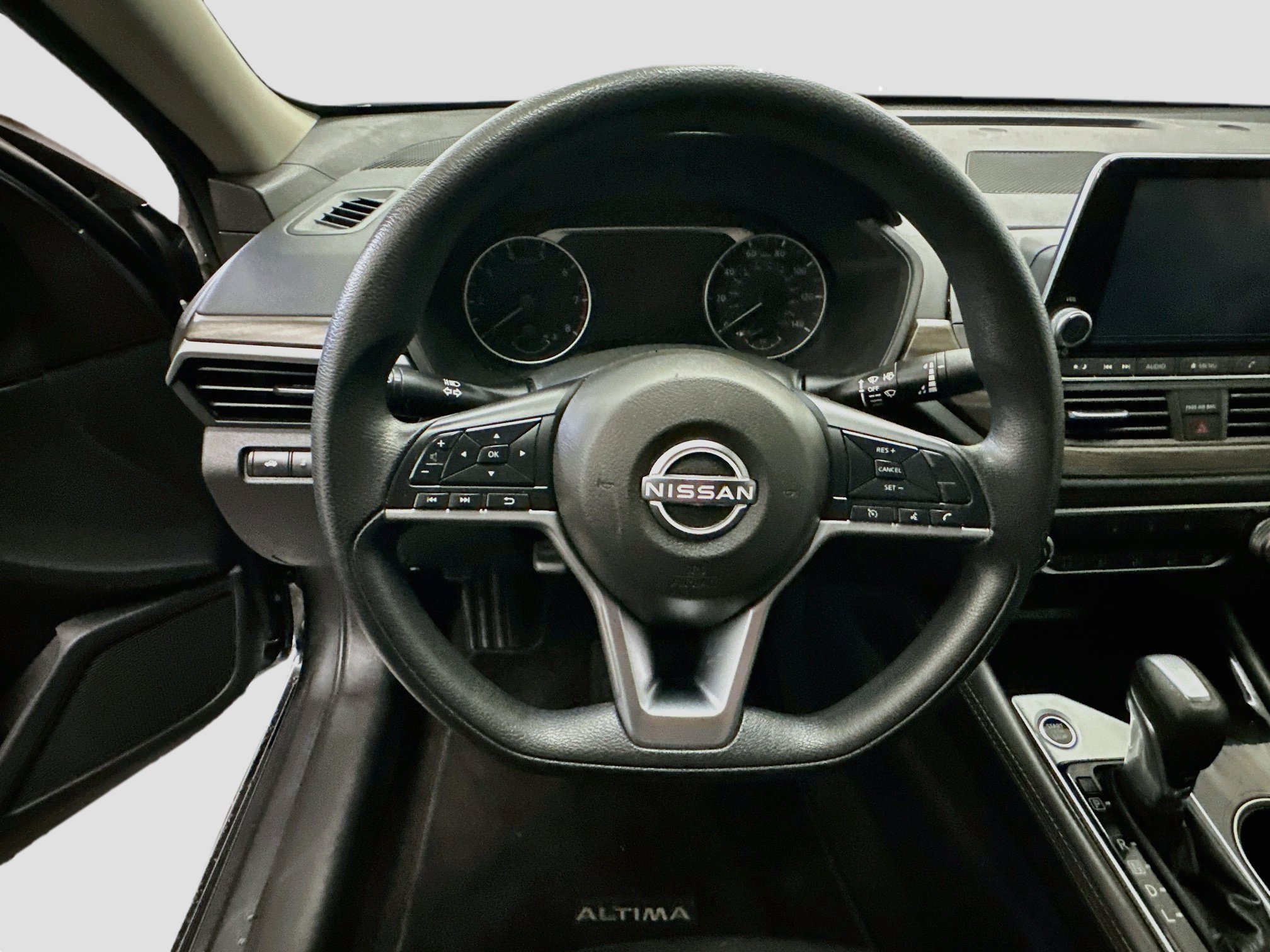 Used 2023 Nissan Altima 2.5 SV FWD image 18