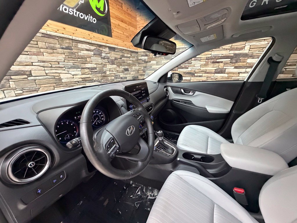 Used 2023 Hyundai Kona SEL w/ Convenience Package AWD/4WD image 23
