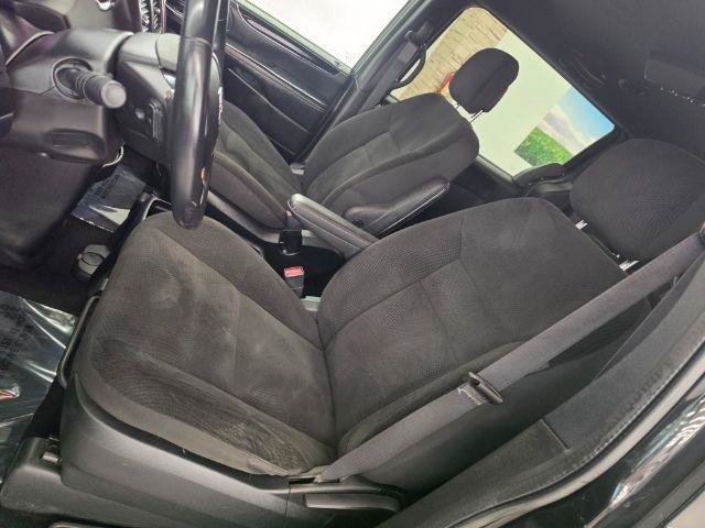 Used 2018 Dodge Grand Caravan SE FWD image 17