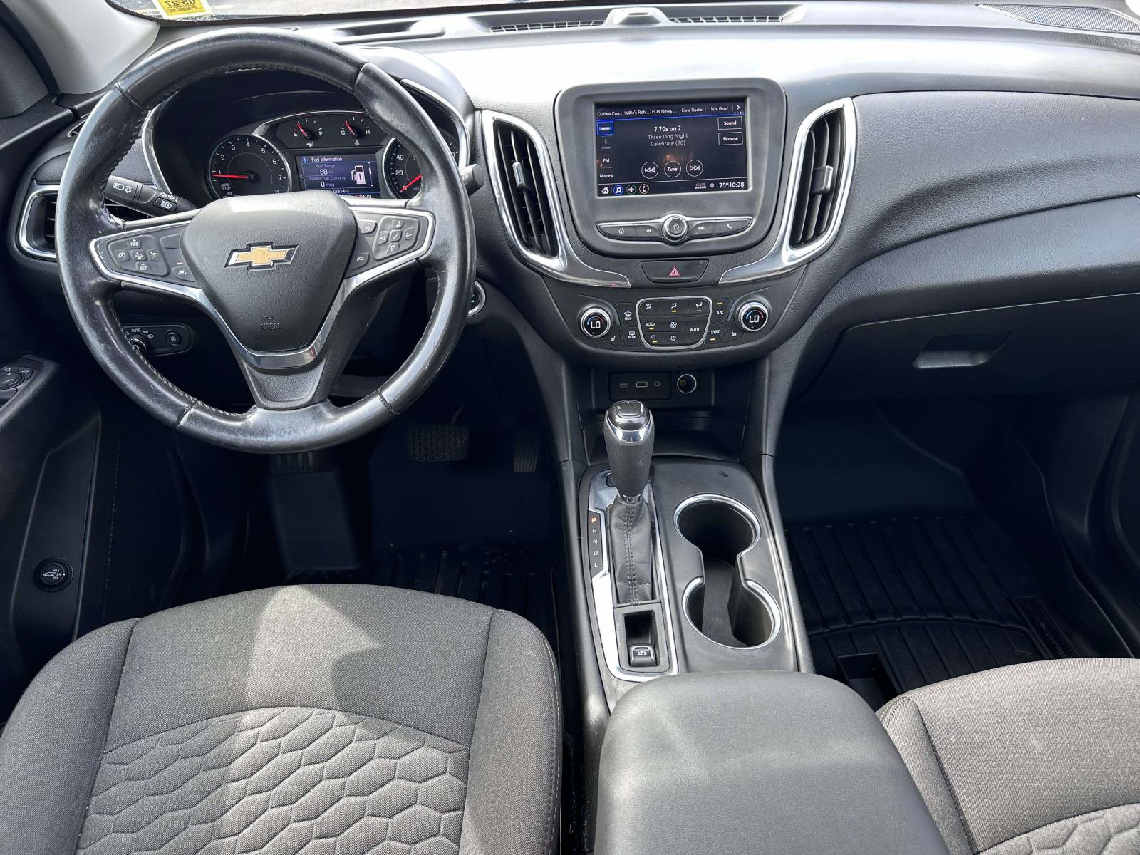 Used 2020 Chevrolet Equinox LT FWD image 16