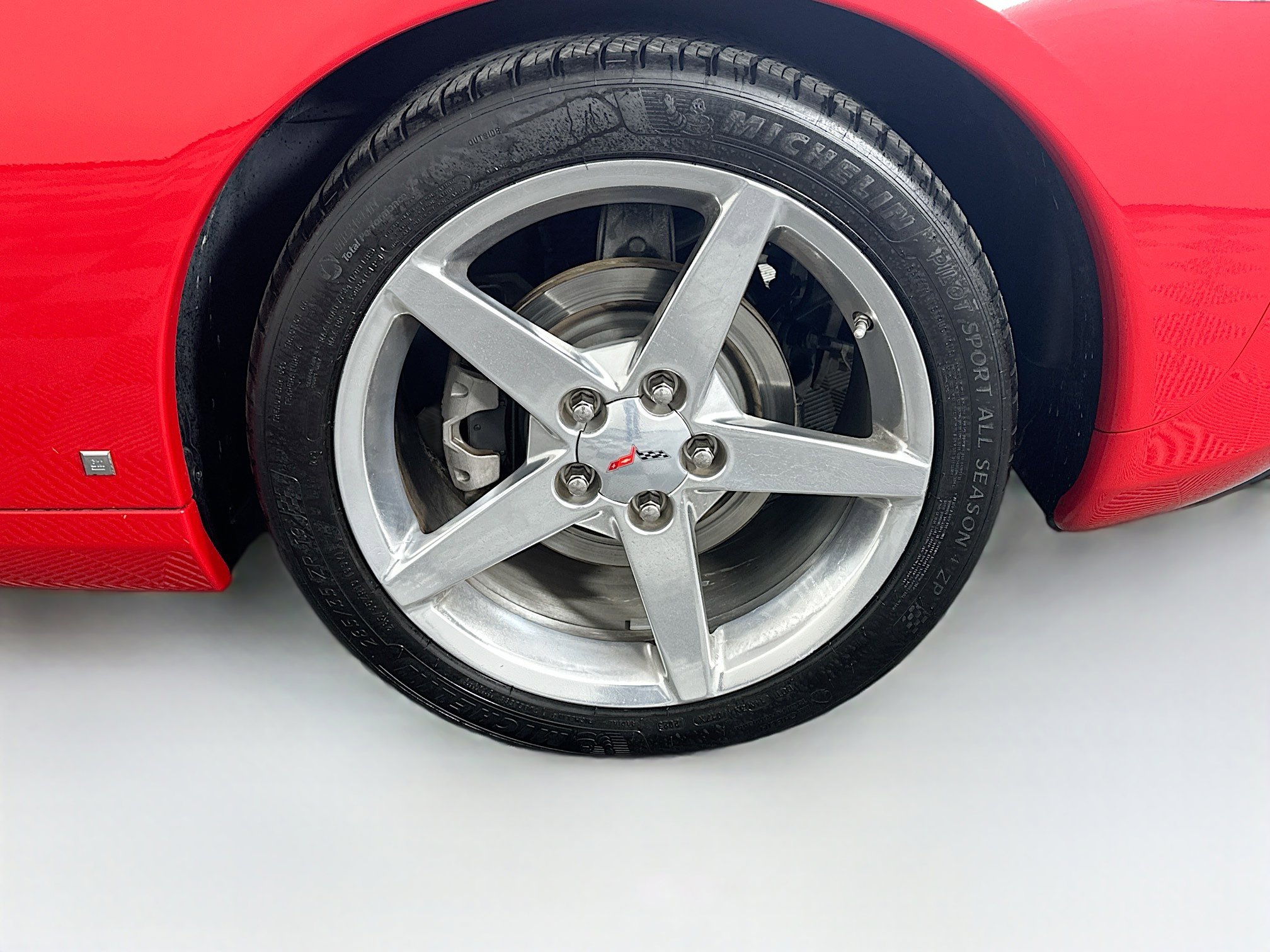 Used 2006 Chevrolet Corvette Coupe image 11