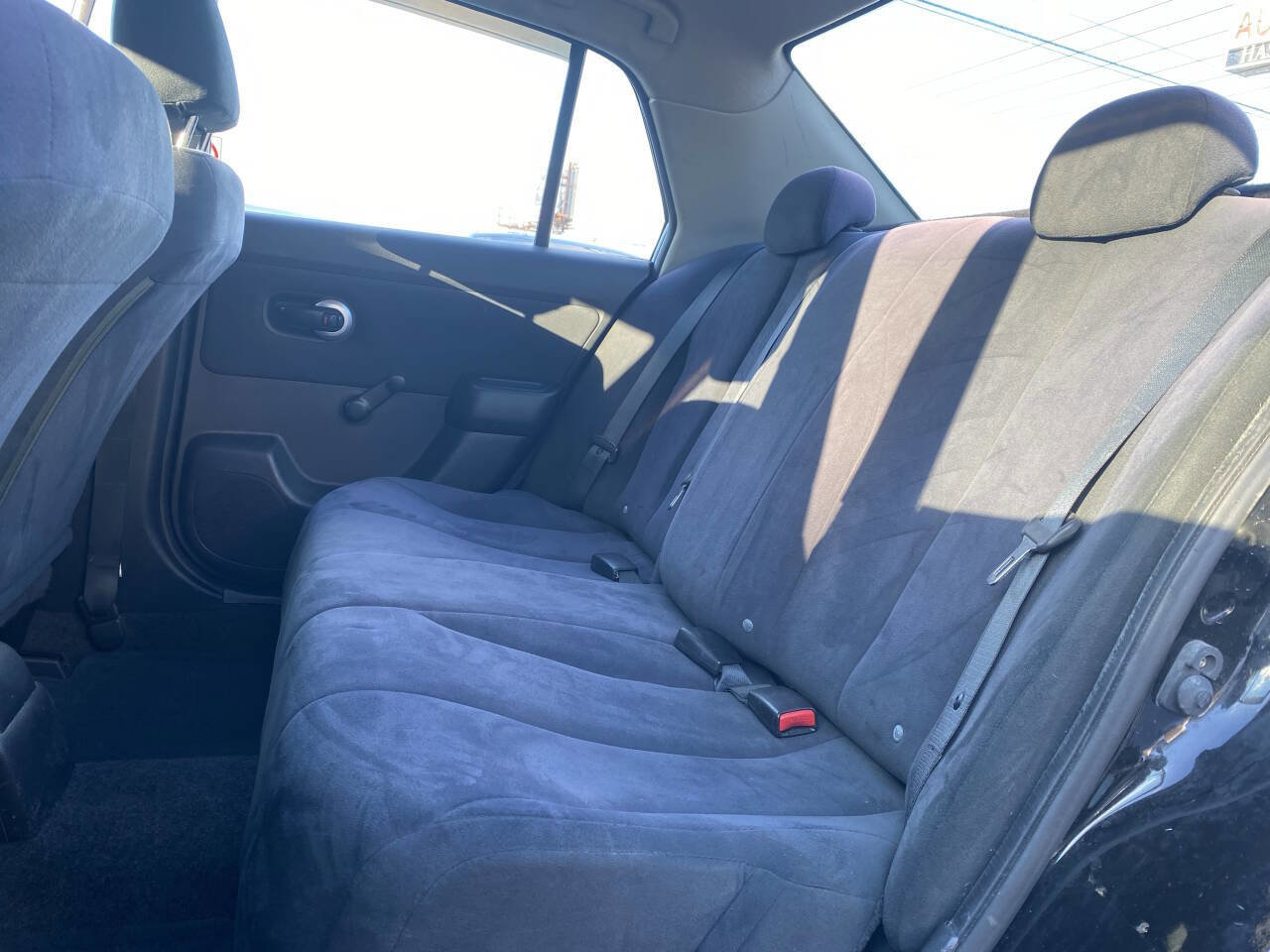 Used 2010 Nissan Versa Sedan image 15