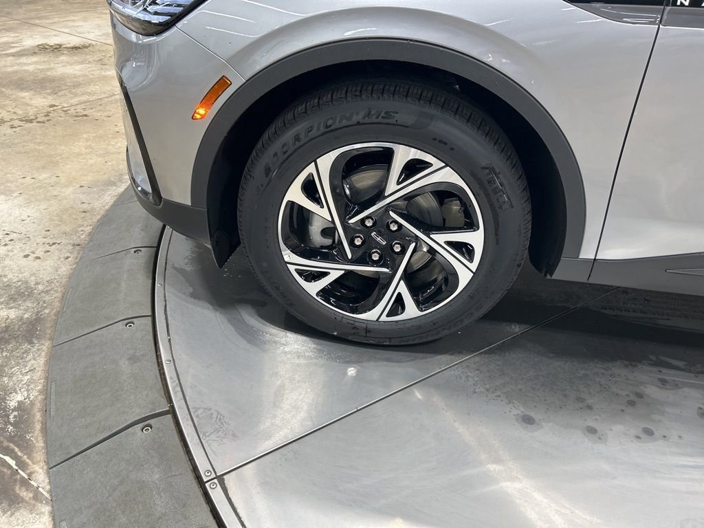 New 2026 Lincoln Nautilus Premier w/ Equipment Group 102A image 33