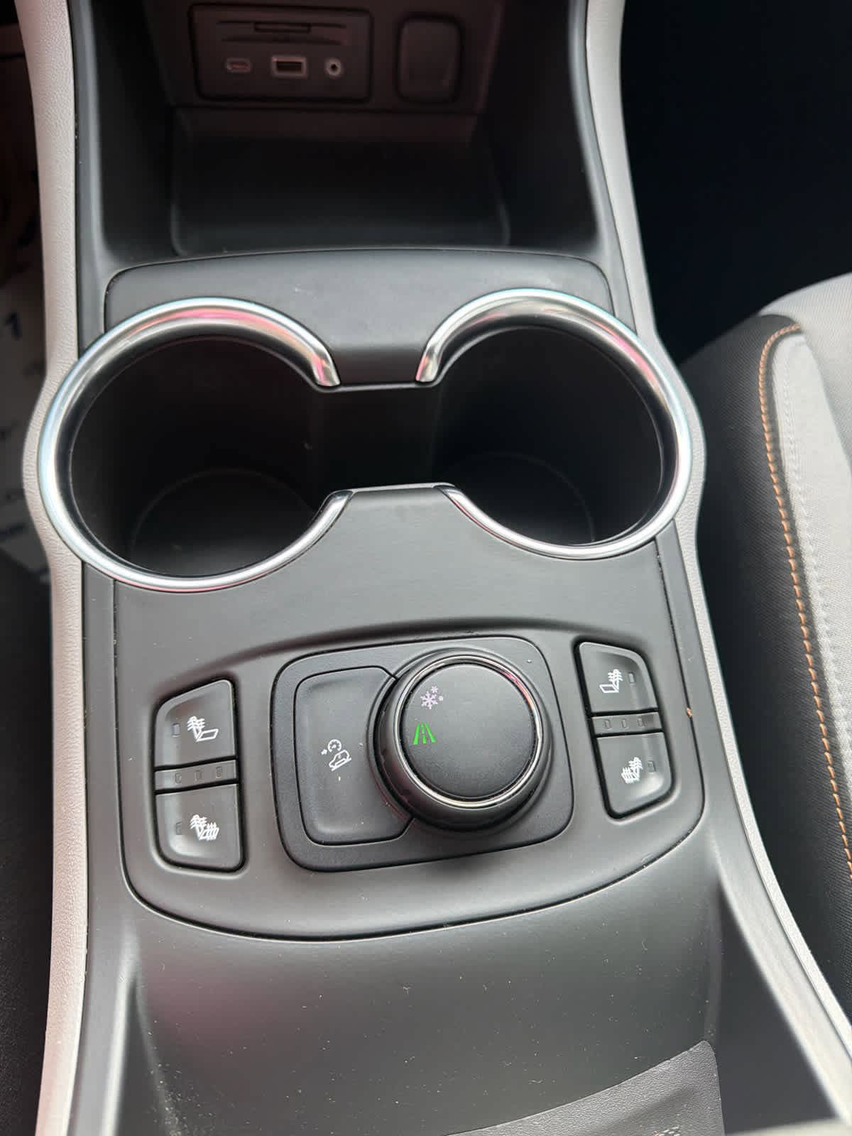 Used 2018 GMC Terrain SLE w/ Driver Convenience Package FWD image 18