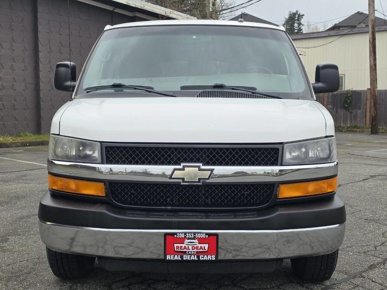 Used 2013 Chevrolet Express 2500 LT w/ LT Preferred Equipment Group RWD image 2