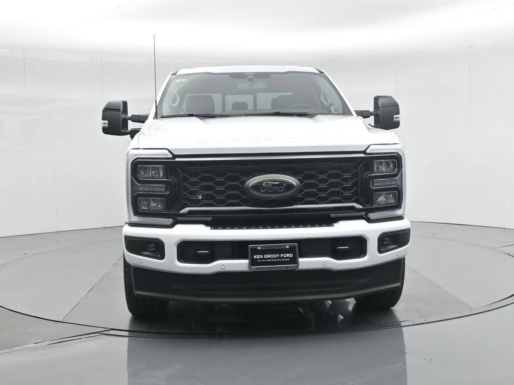 New 2026 Ford F250 Lariat w/ Black Appearance Package image 32
