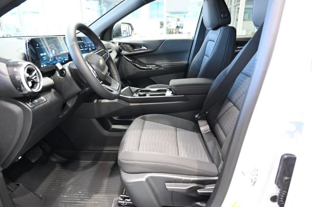 New 2026 Chevrolet Equinox LT FWD image 9