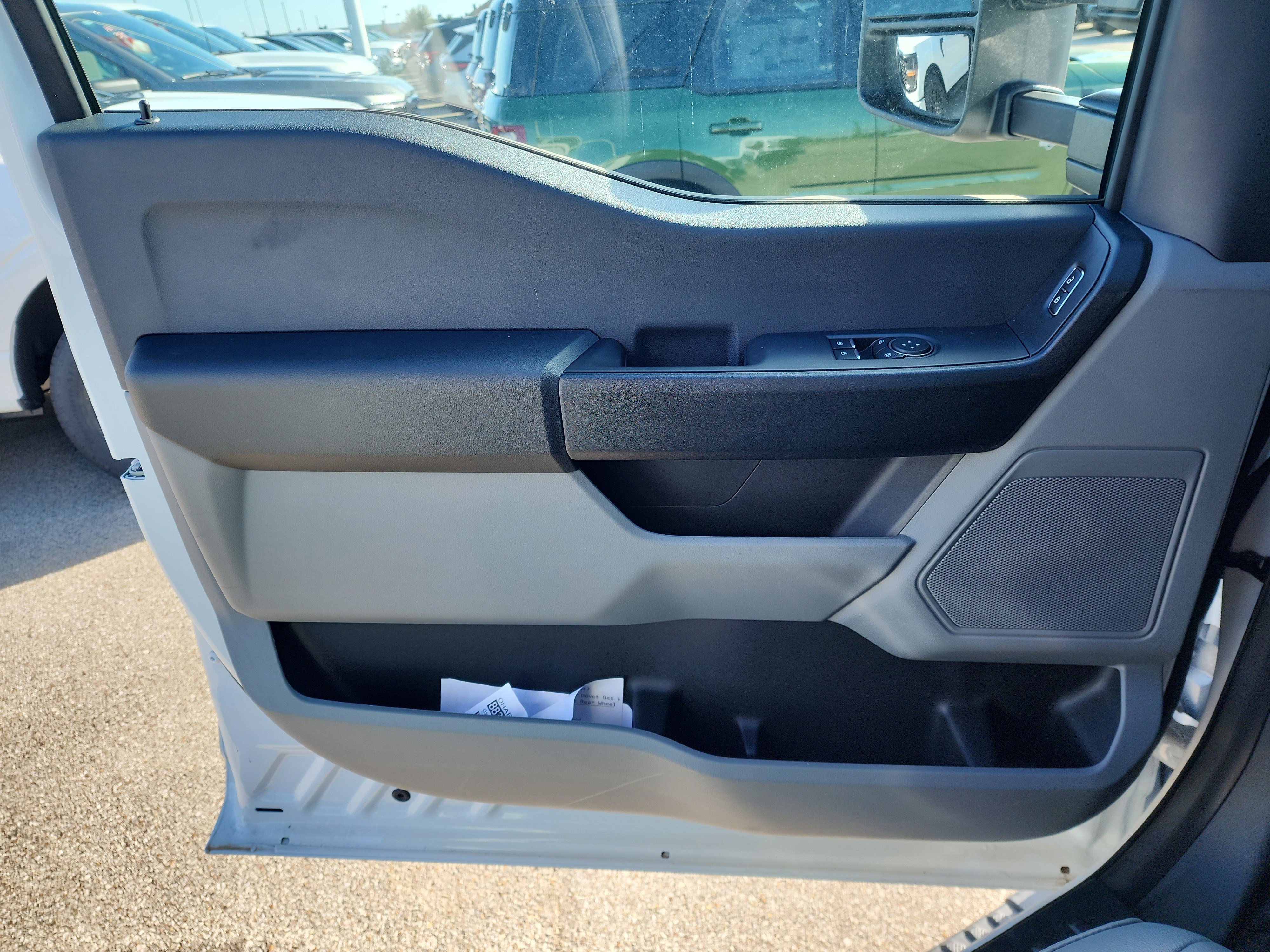 New 2024 Ford F550 2WD Regular Cab Super Duty image 9