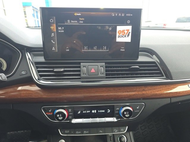 Used 2023 Audi Q5 2.0T Premium Plus w/ Premium Plus Package image 25