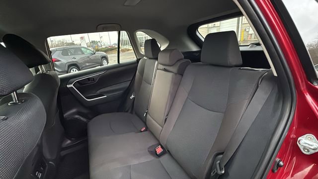 Used 2024 Toyota RAV4 LE image 28