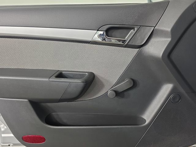 Used 2011 Chevrolet Aveo5 LT w/ LPO, Bodyside Molding Package image 31