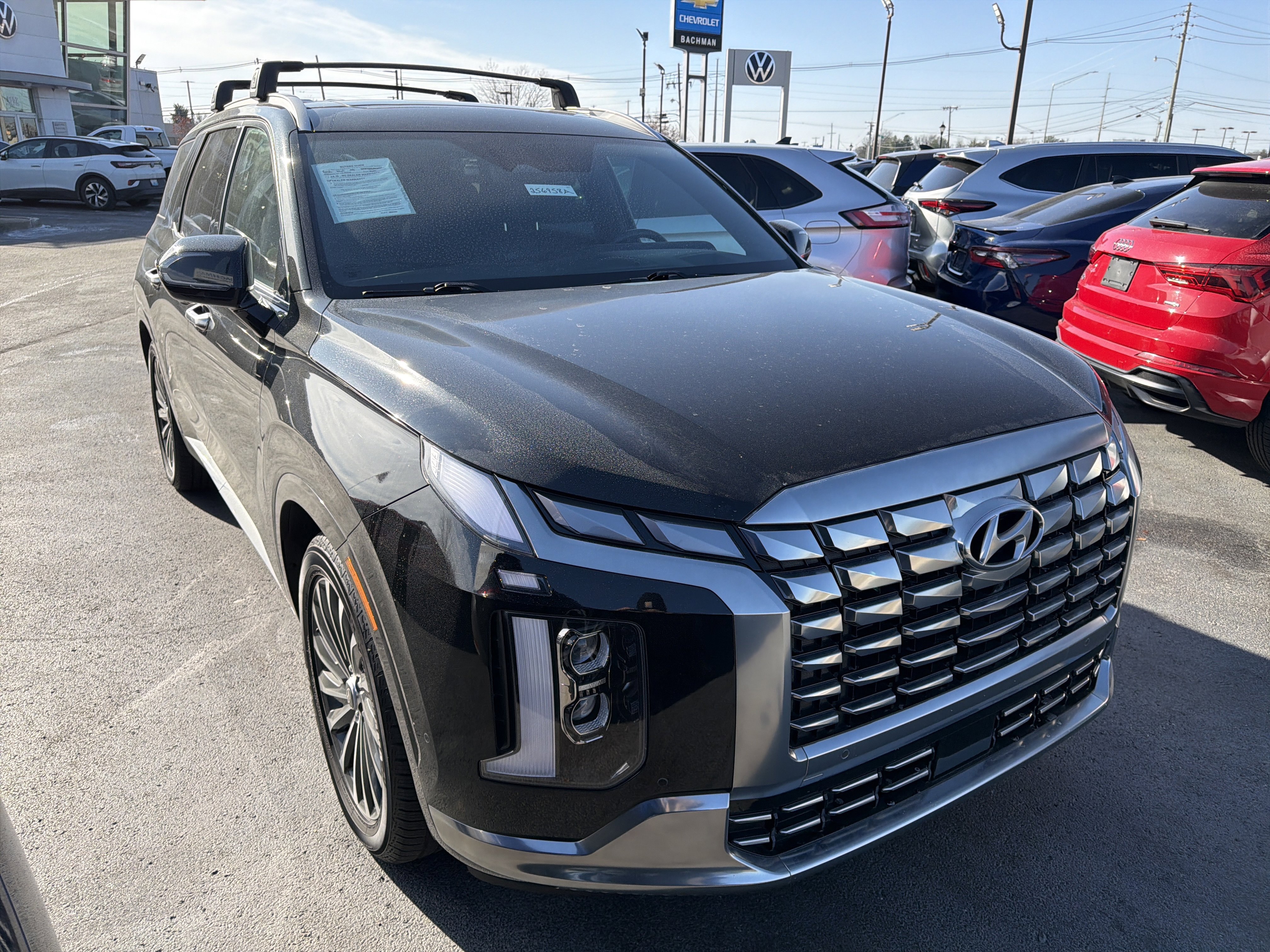 Used 2024 Hyundai Palisade Calligraphy image 2