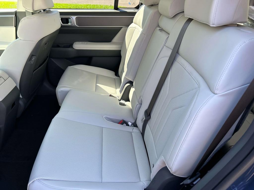 New 2026 Hyundai Santa Fe SEL image 18