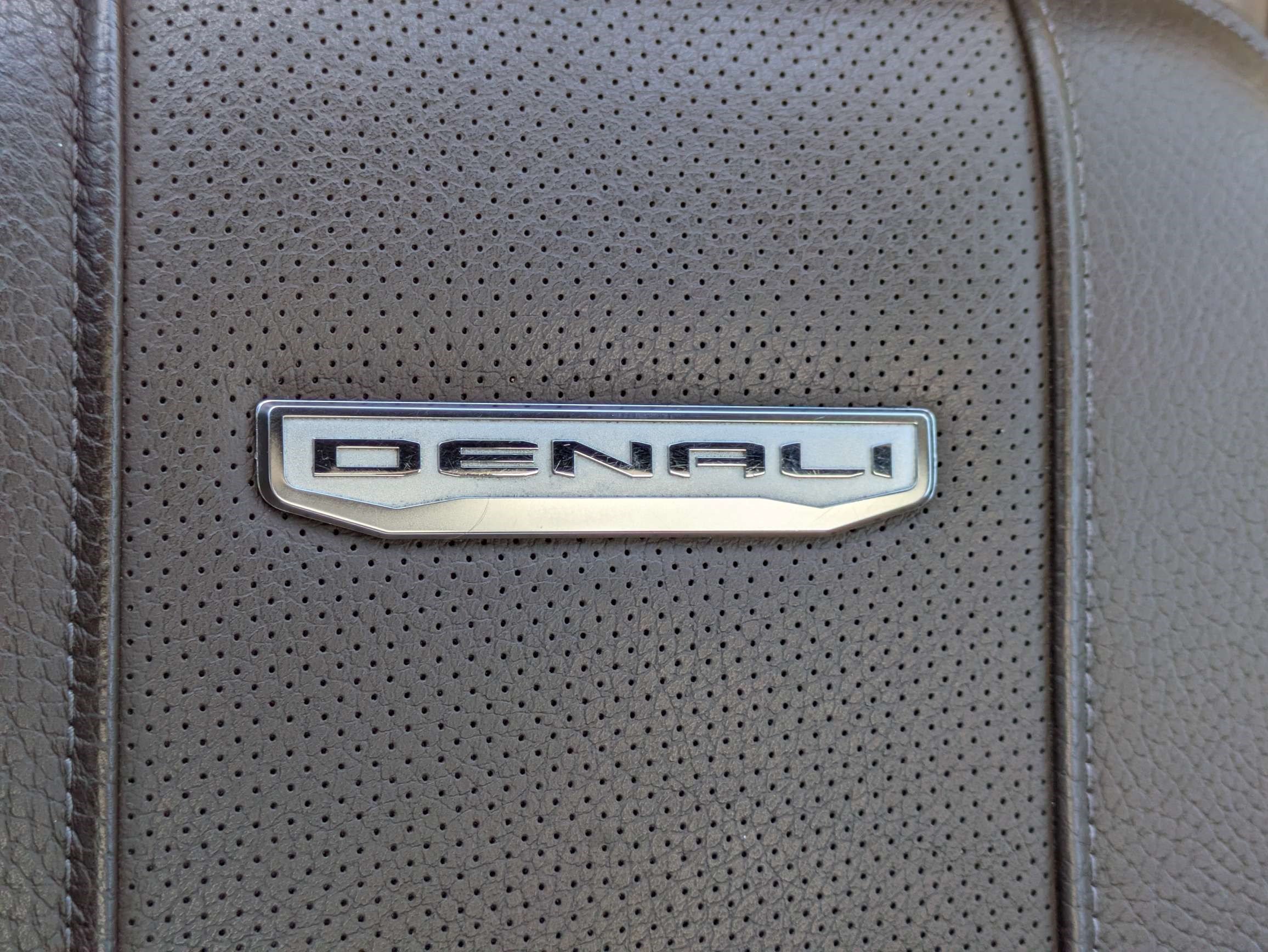 Used 2024 GMC Sierra 3500 Denali w/ Denali Reserve Package AWD/4WD image 30