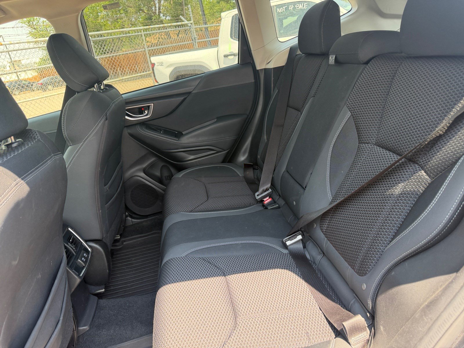 Used 2019 Subaru Forester Premium AWD/4WD image 17
