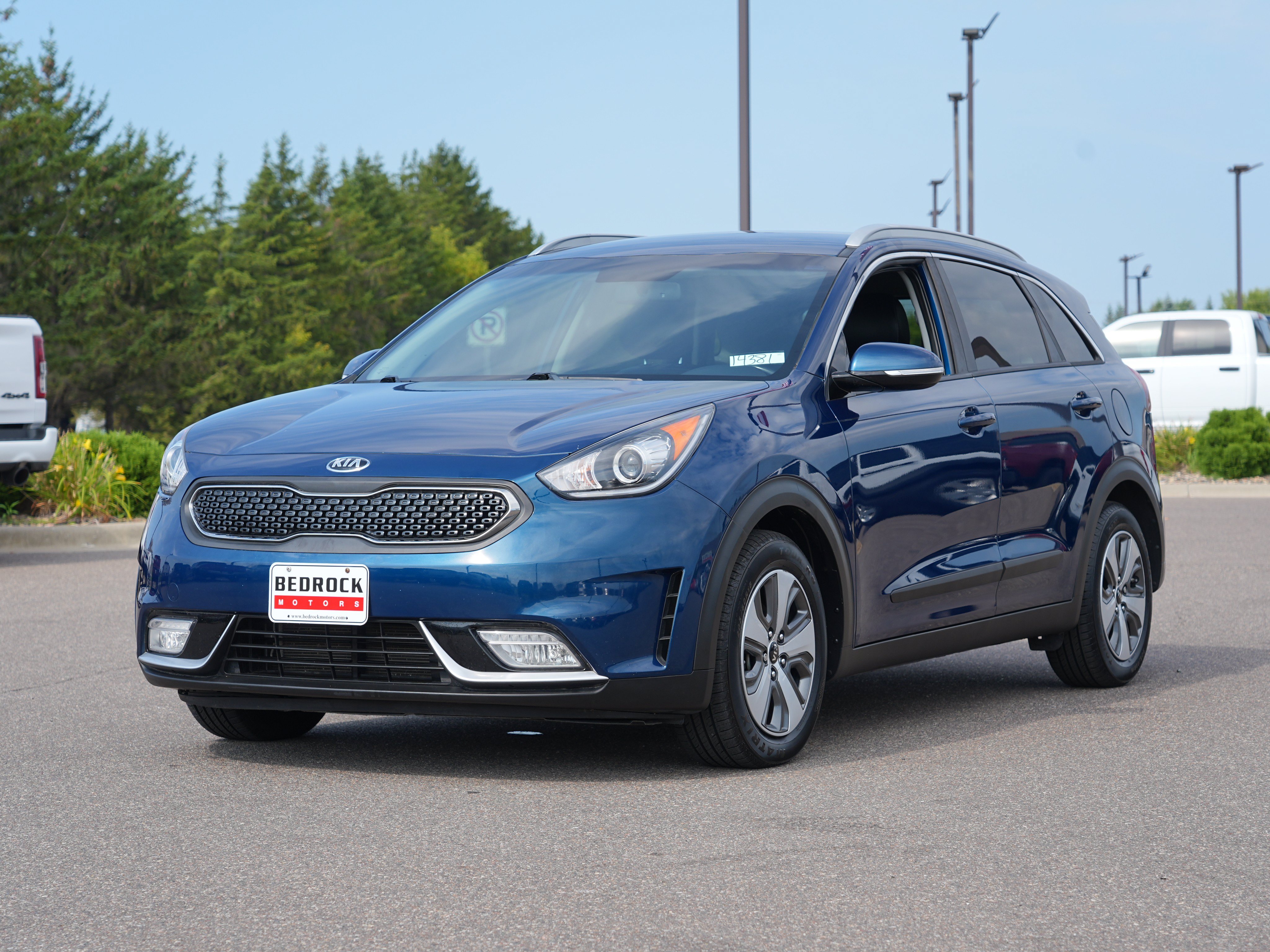 Used 2019 Kia Niro EX FWD image 7