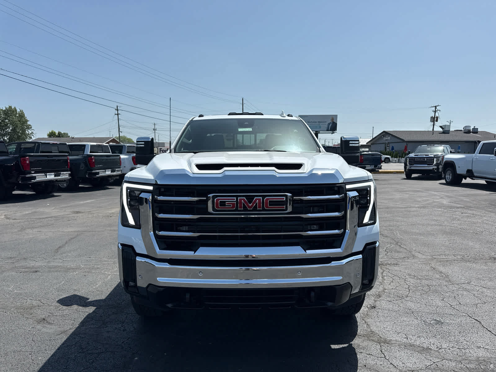 New 2026 GMC Sierra 3500 SLT w/ SLT Premium Package AWD/4WD image 8