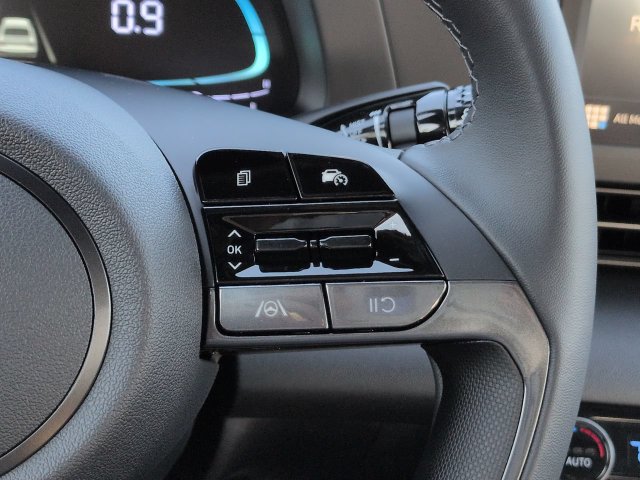 New 2026 Hyundai Elantra SEL Sport FWD image 25