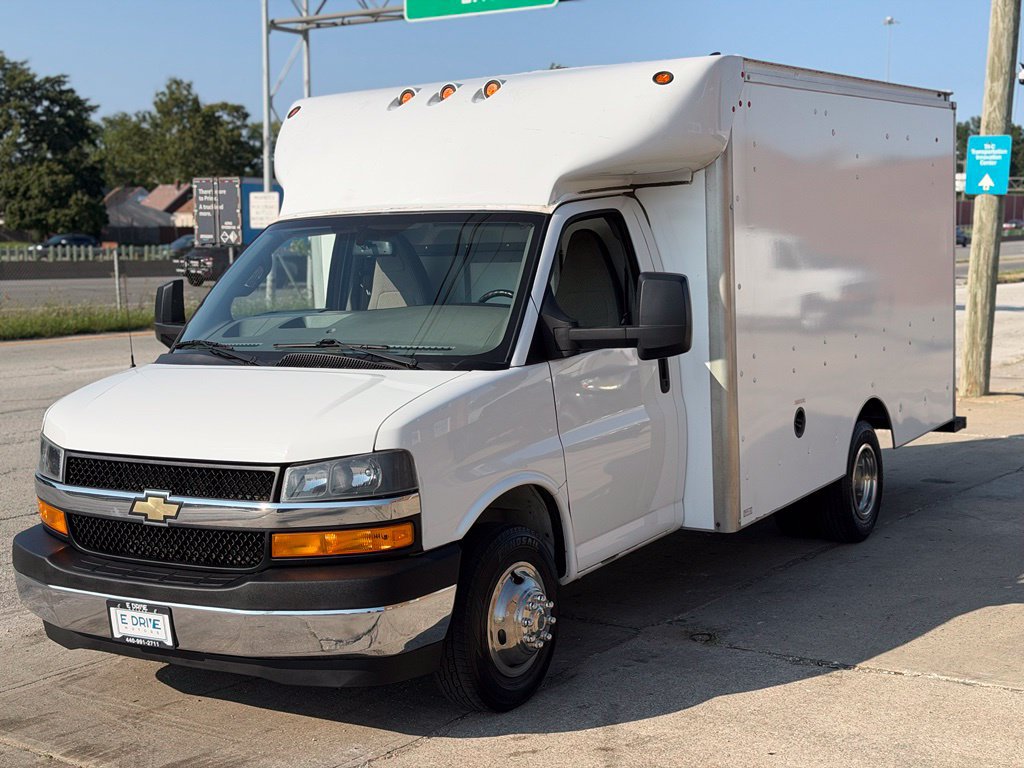 Used 2020 Chevrolet Express 3500 w/ Power Convenience Package RWD image 1