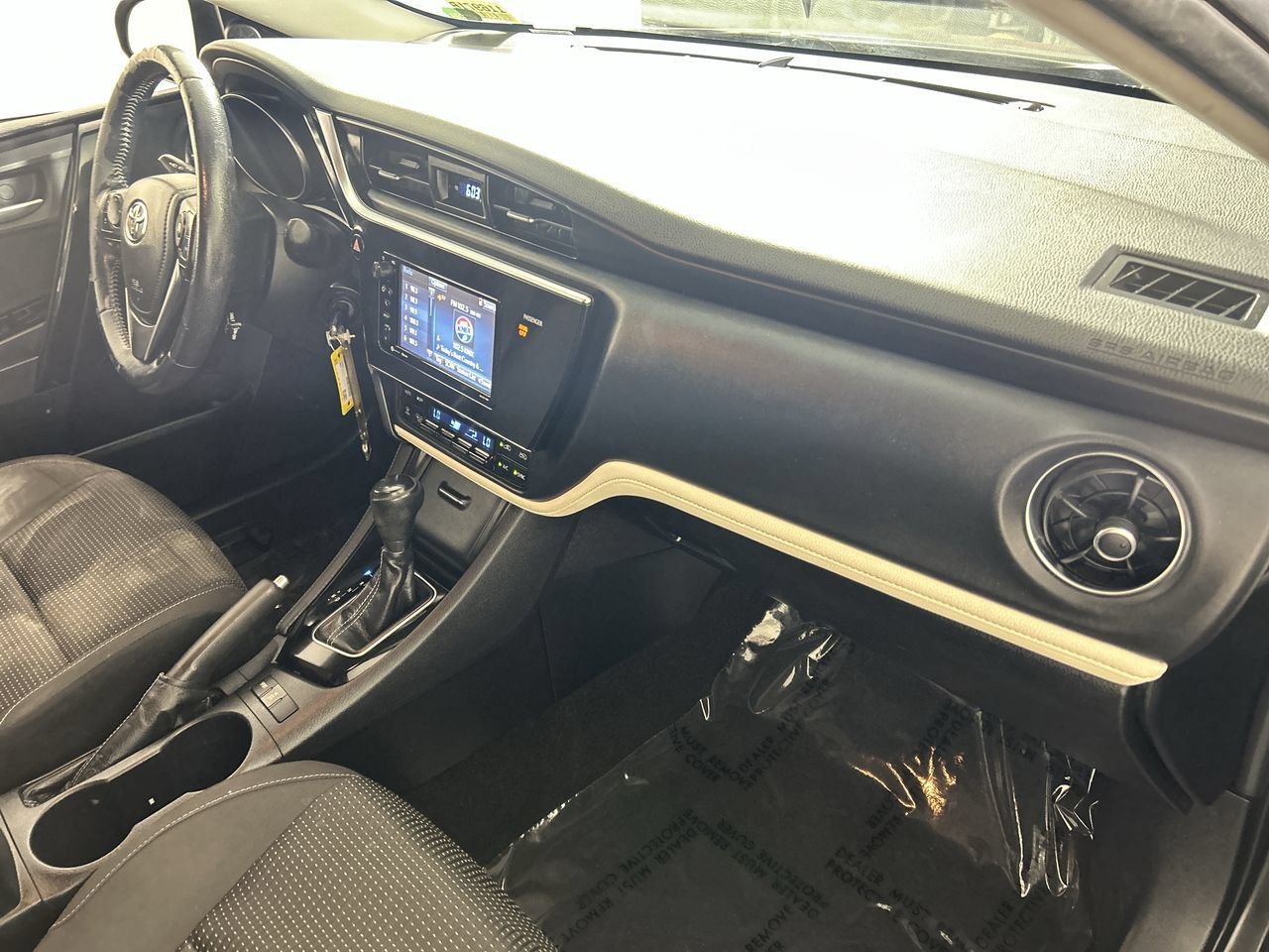 Used 2017 Toyota Corolla iM FWD image 27
