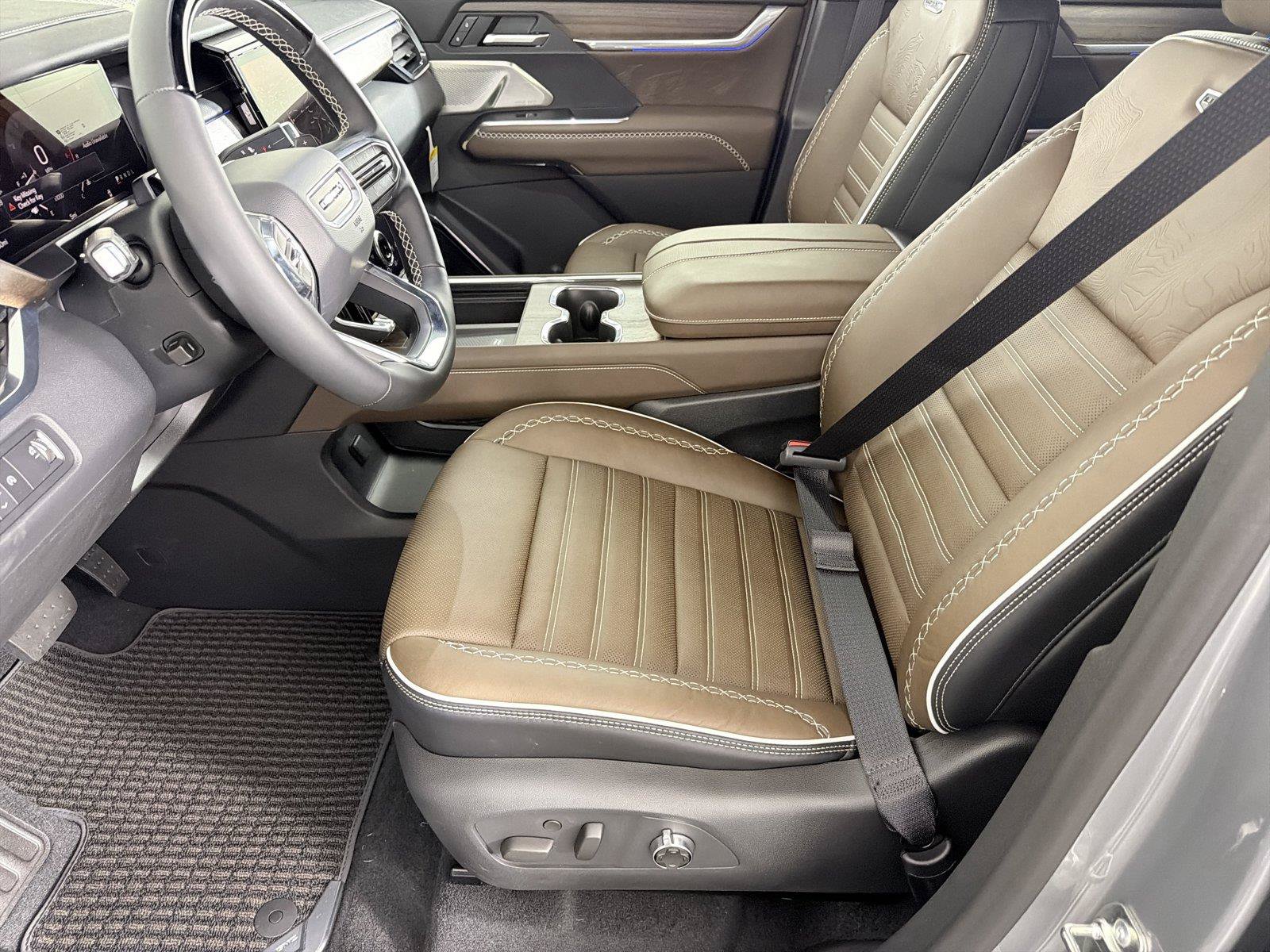 New 2026 GMC Acadia Denali Ultimate FWD image 7
