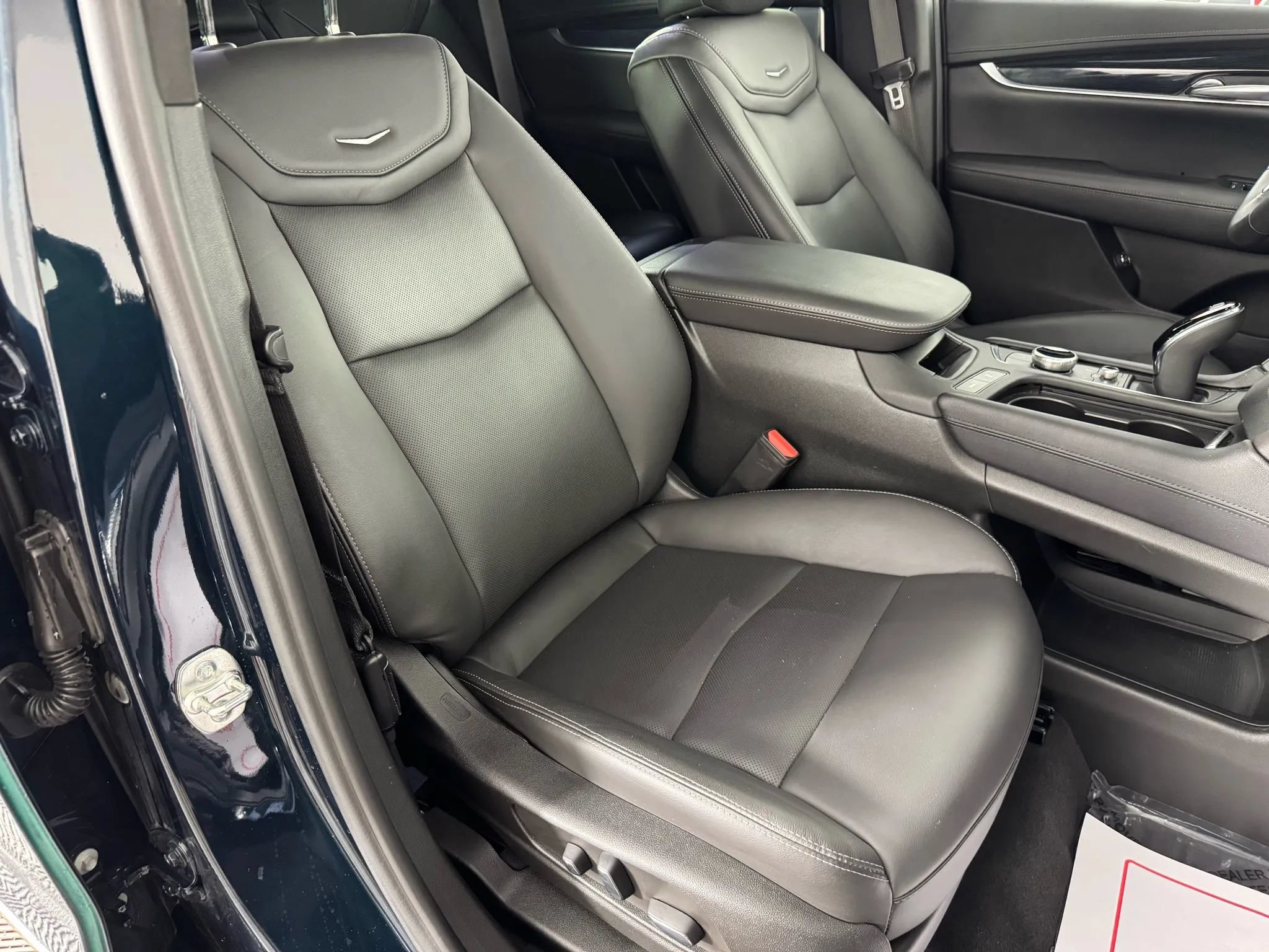 Used 2024 Cadillac XT5 Premium Luxury w/ LPO, Floor Liner Package AWD/4WD image 37