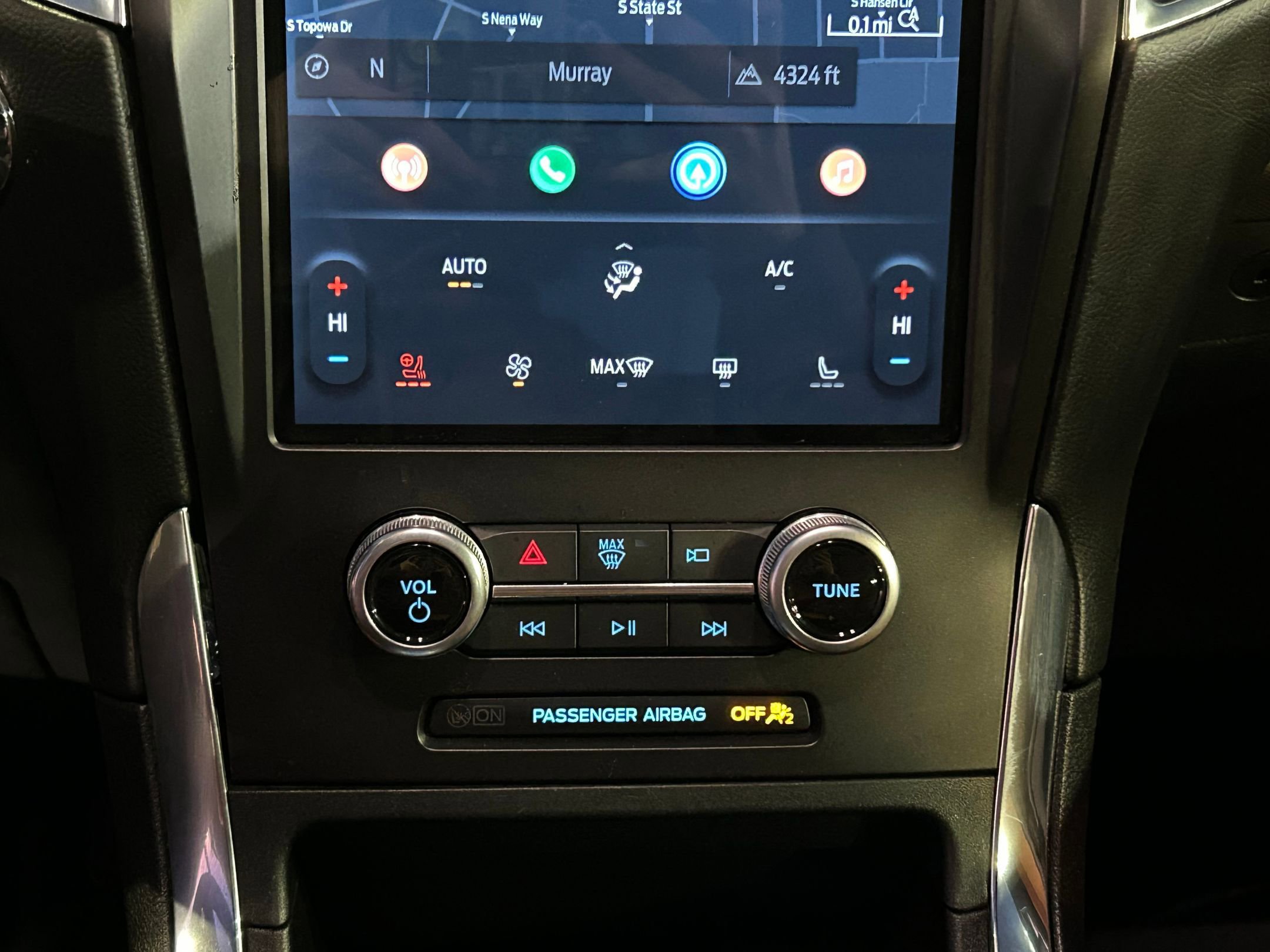 Used 2024 Ford Edge Titanium w/ Titanium Elite Package image 22