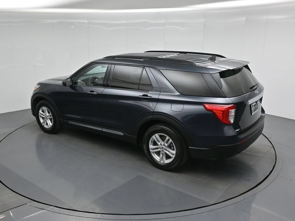Certified 2023 Ford Explorer XLT RWD image 44