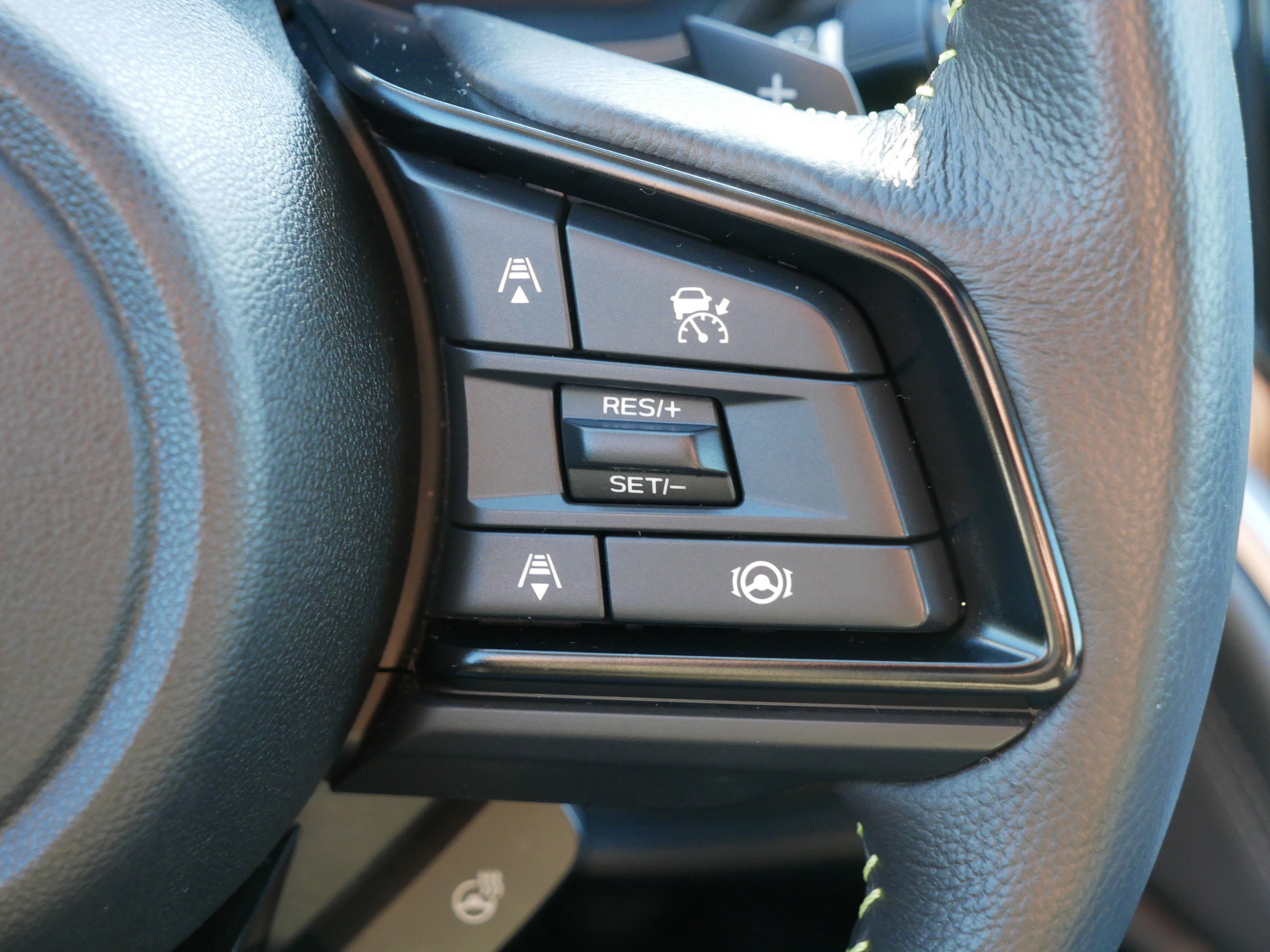 Used 2025 Subaru Outback Onyx Edition image 30