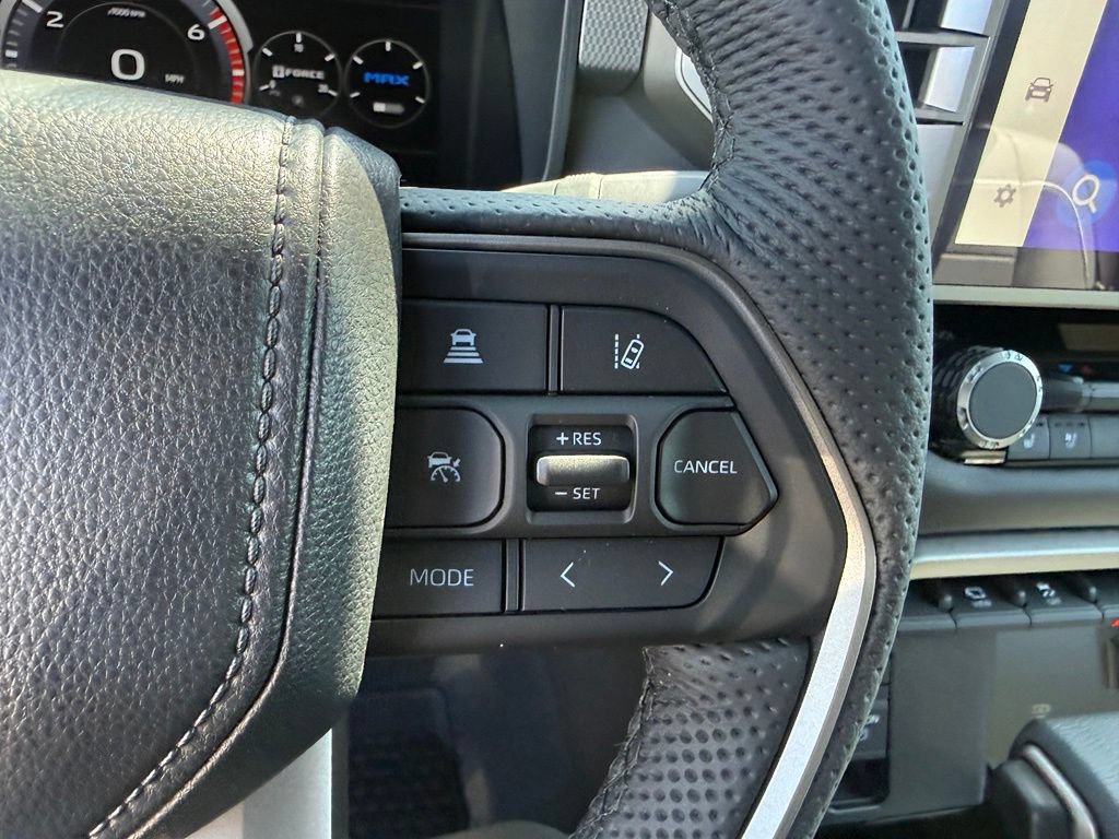 New 2026 Toyota Tundra Limited AWD/4WD image 32