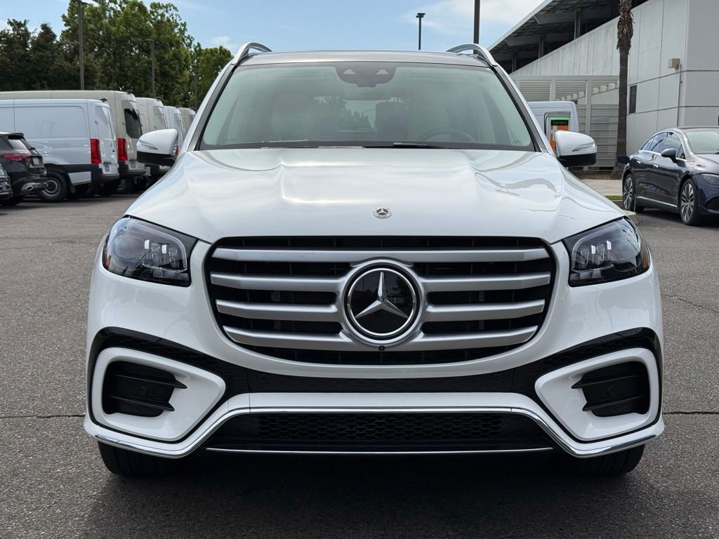 Certified 2026 Mercedes-Benz GLS 450 4MATIC image 17