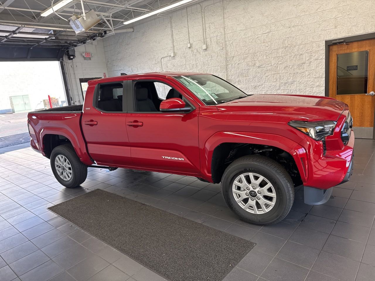New 2026 Toyota Tacoma SR5