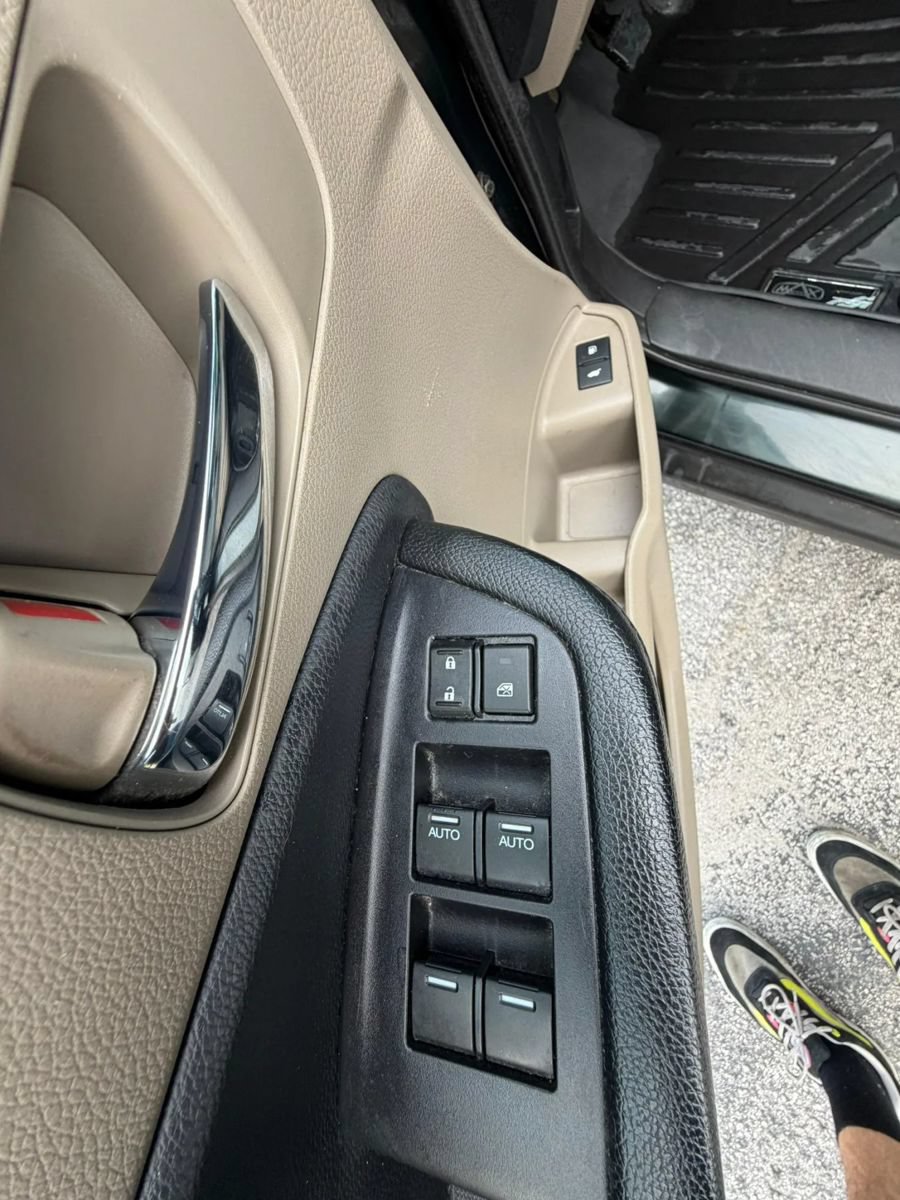 Used 2018 Honda Pilot EX-L image 12