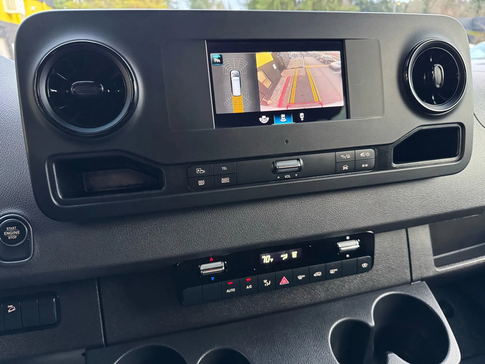 Used 2021 Mercedes-Benz Sprinter 3500 image 38