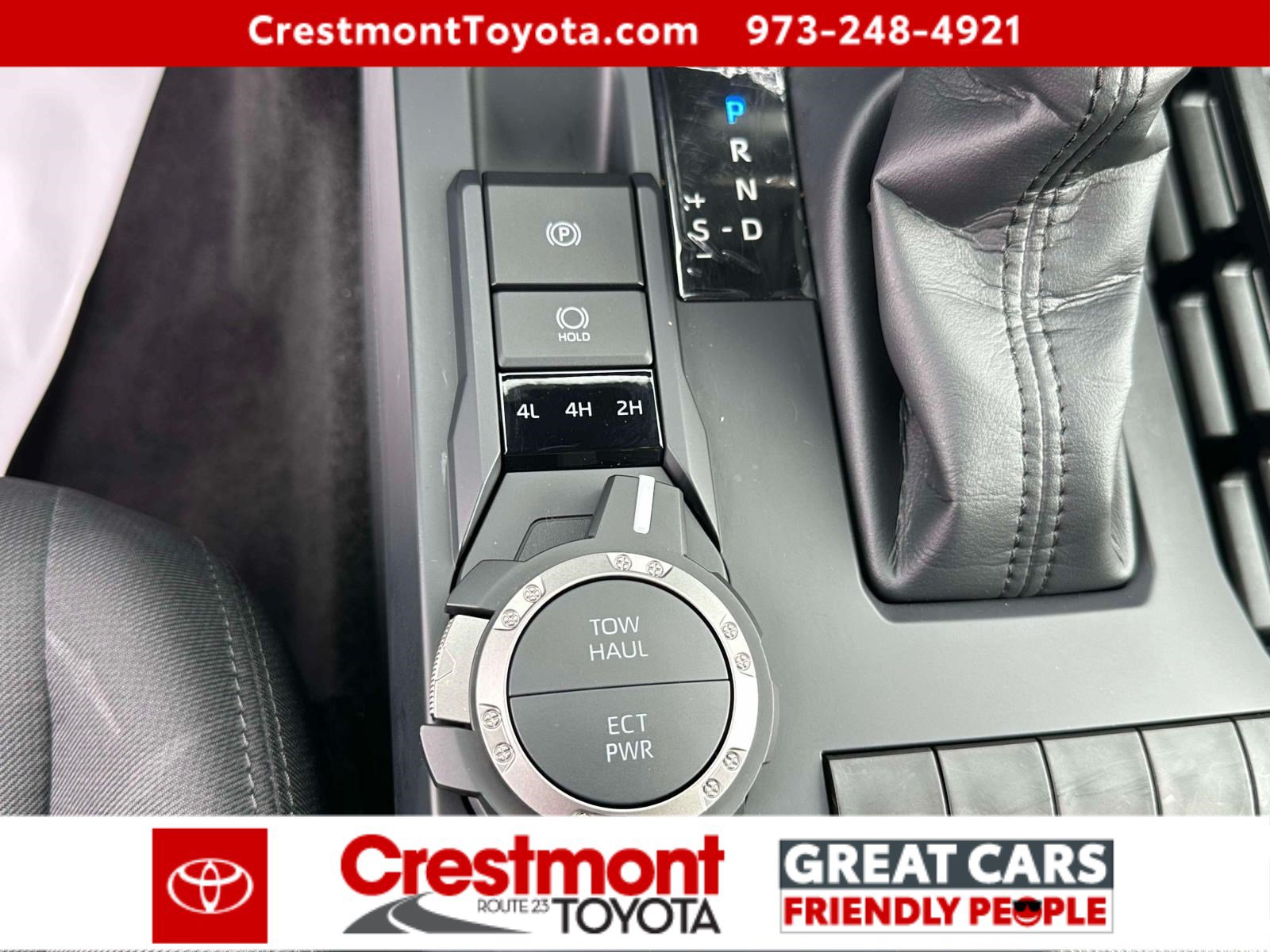 Certified 2025 Toyota Tacoma SR5 AWD/4WD image 24