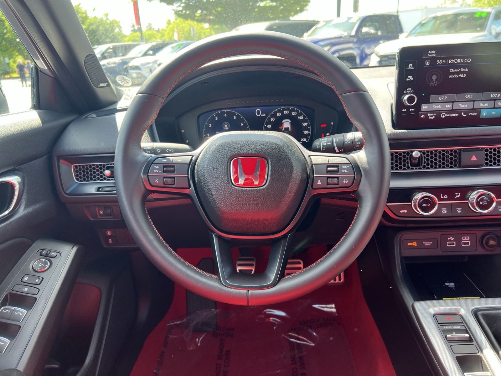 Used 2025 Honda Civic Type R image 15