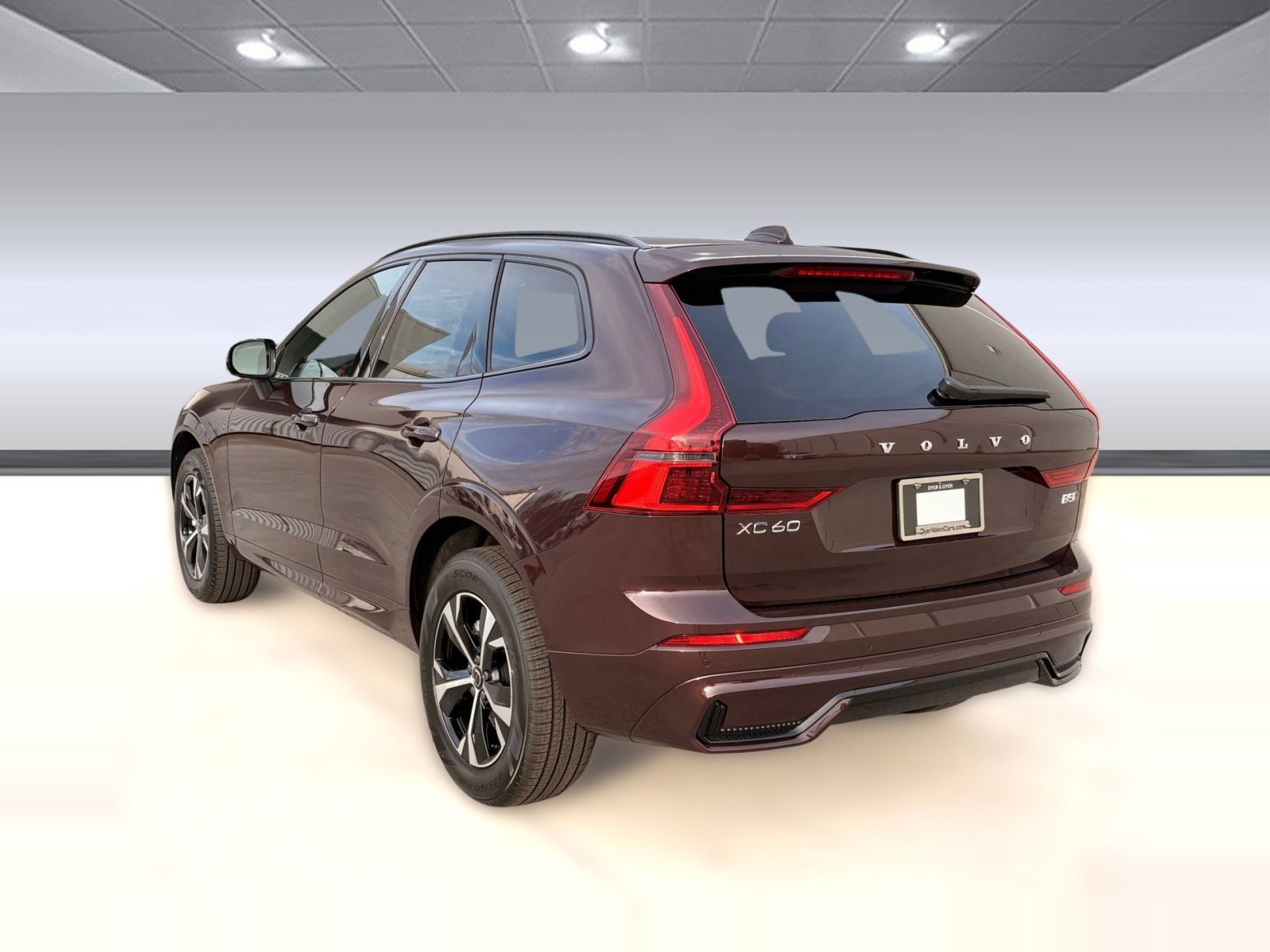 New 2026 Volvo XC60 B5 Core w/ Climate Package image 3