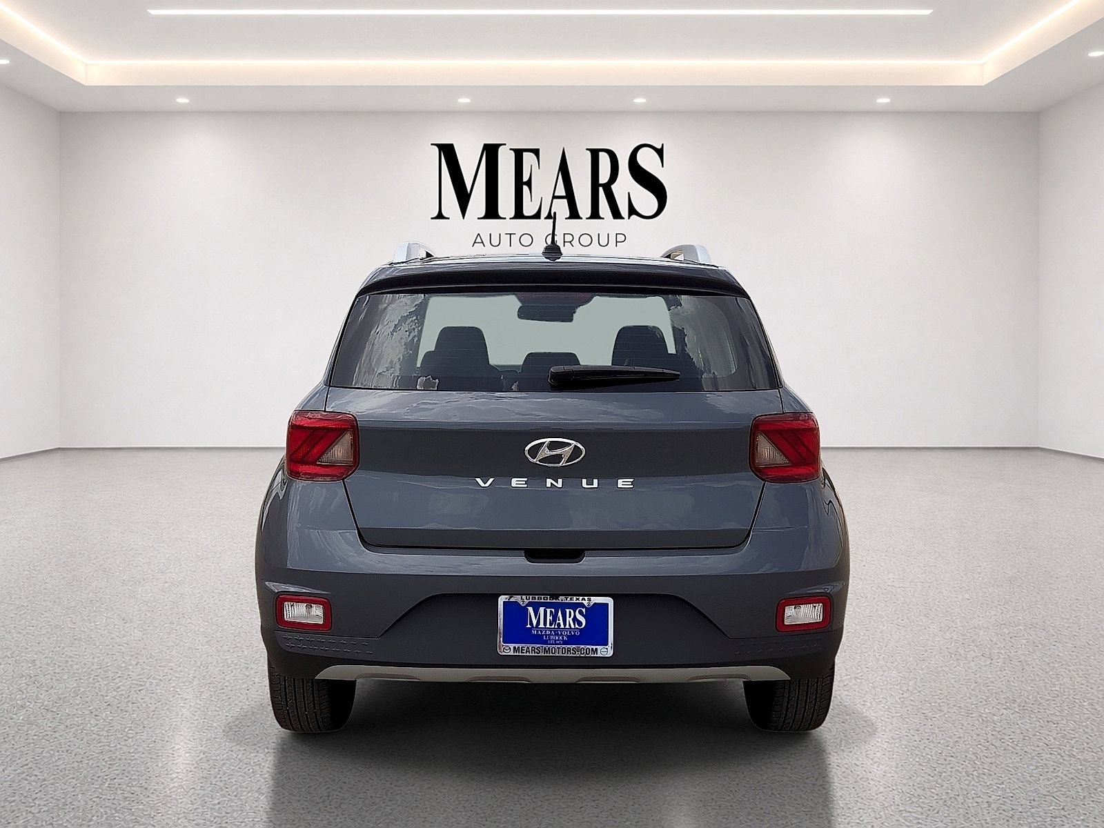 Used 2025 Hyundai Venue SEL FWD image 4