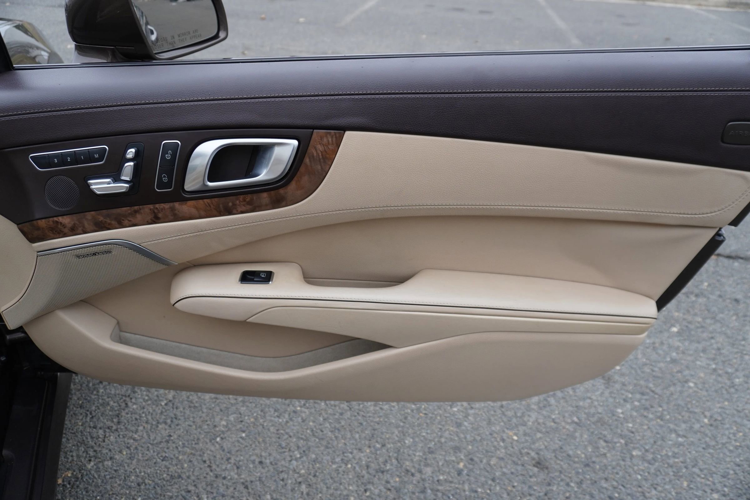 Used 2015 Mercedes-Benz SL 400 image 24