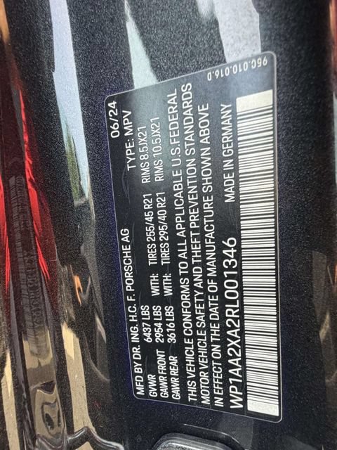 Certified 2024 Porsche Macan 4 Electric AWD/4WD image 18