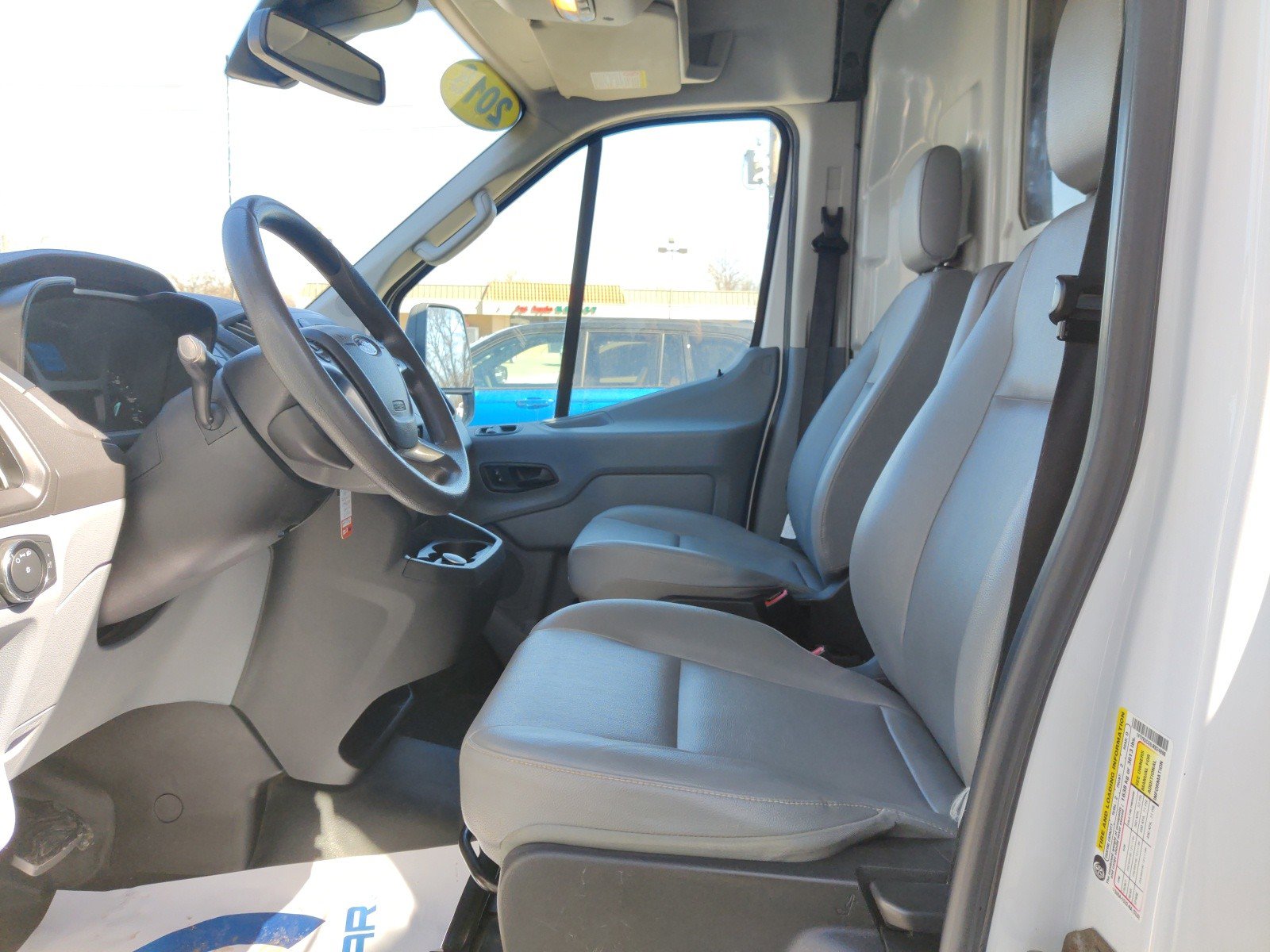 Used 2018 Ford Transit 250 148 Medium Roof image 18