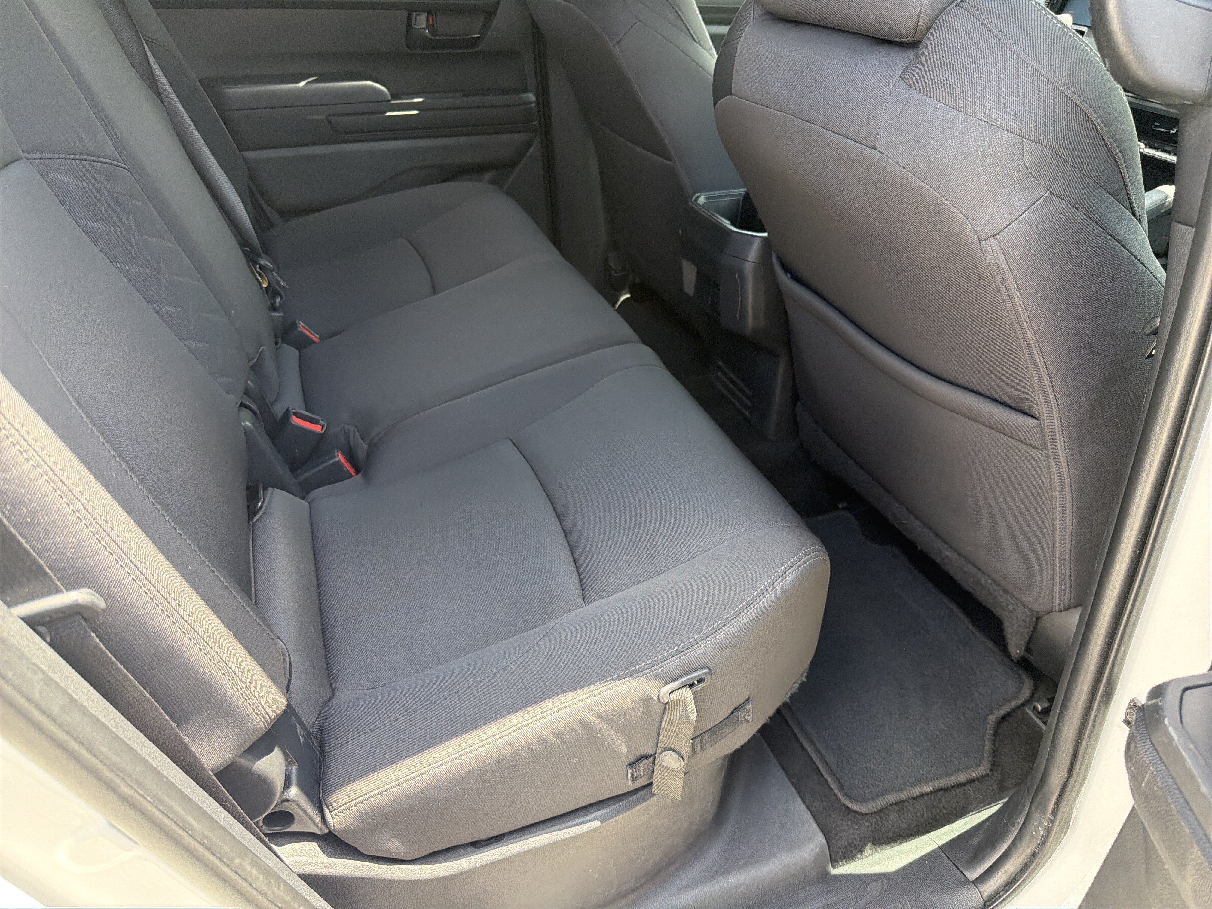 Certified 2024 Toyota Tacoma SR5 AWD/4WD image 25
