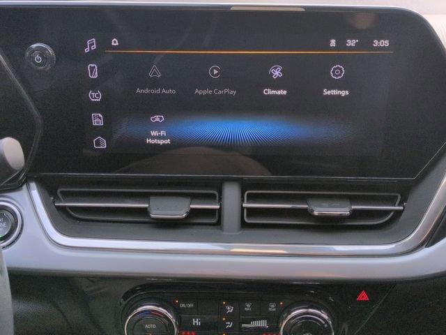 Used 2024 Chevrolet Trax LT w/ LT Convenience Package image 15